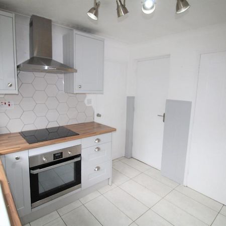 Doncaster - Warmsworth - Great Customer Feedback - 3 Bed Detached House - Private Garden & Parking Plus Garage - Quiet Cul De Sac Location - Dog Friendly - Fast Wifi - Close To Motorway Access Exterior foto